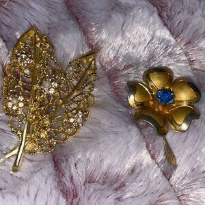 Lot of 2 Vintage Brooches
